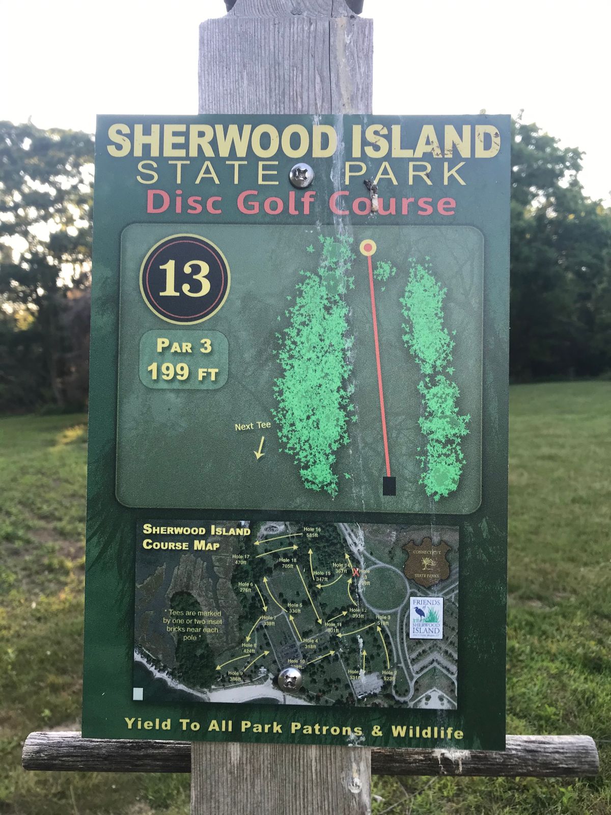 Plays now as #5 on either new layouts. Little overview map shows old layout (was inaccurate on holes 1 and 2).