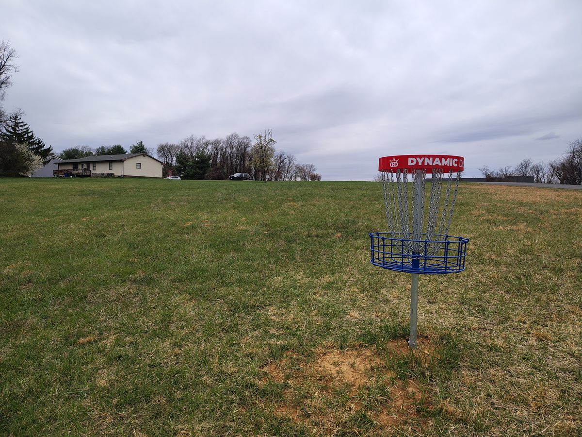 Hole 1 Red/White/Blue