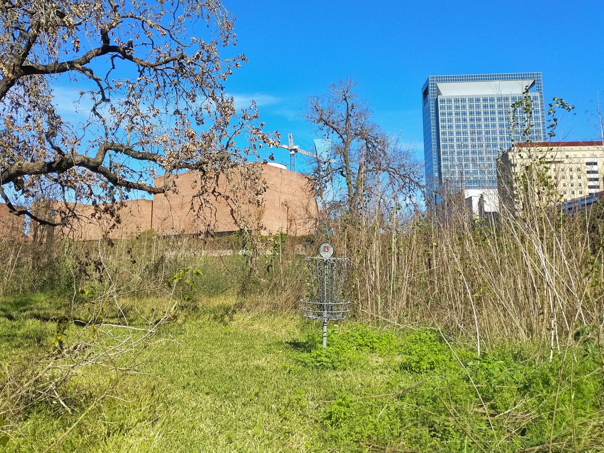 Hole 3 basket
