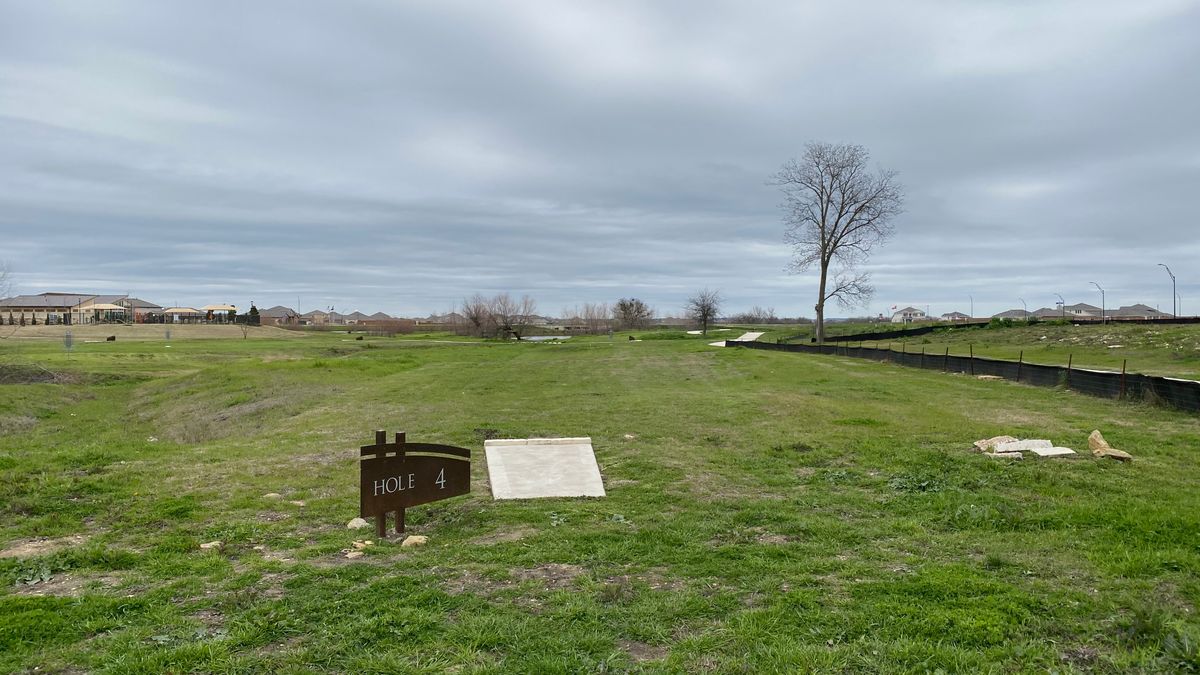 Hole 4