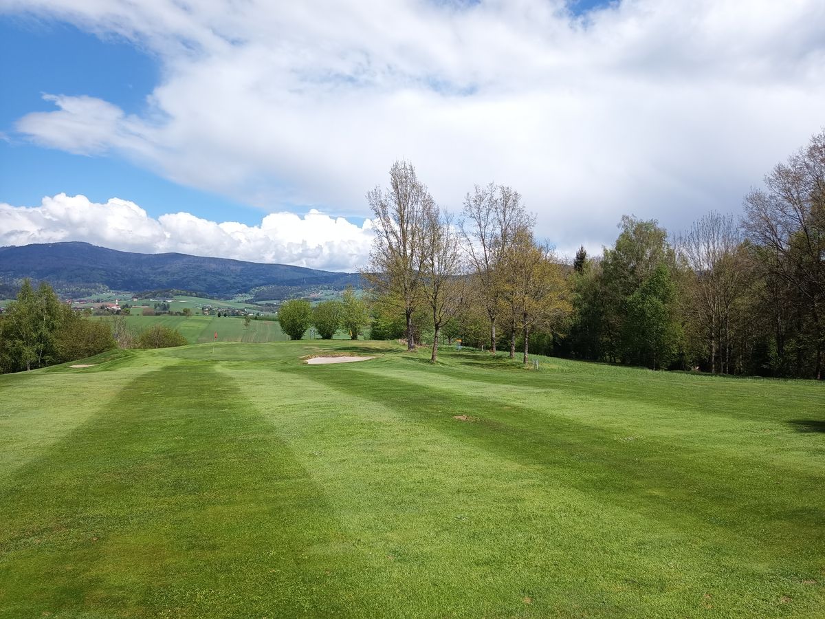 Fairway 2nd Hole