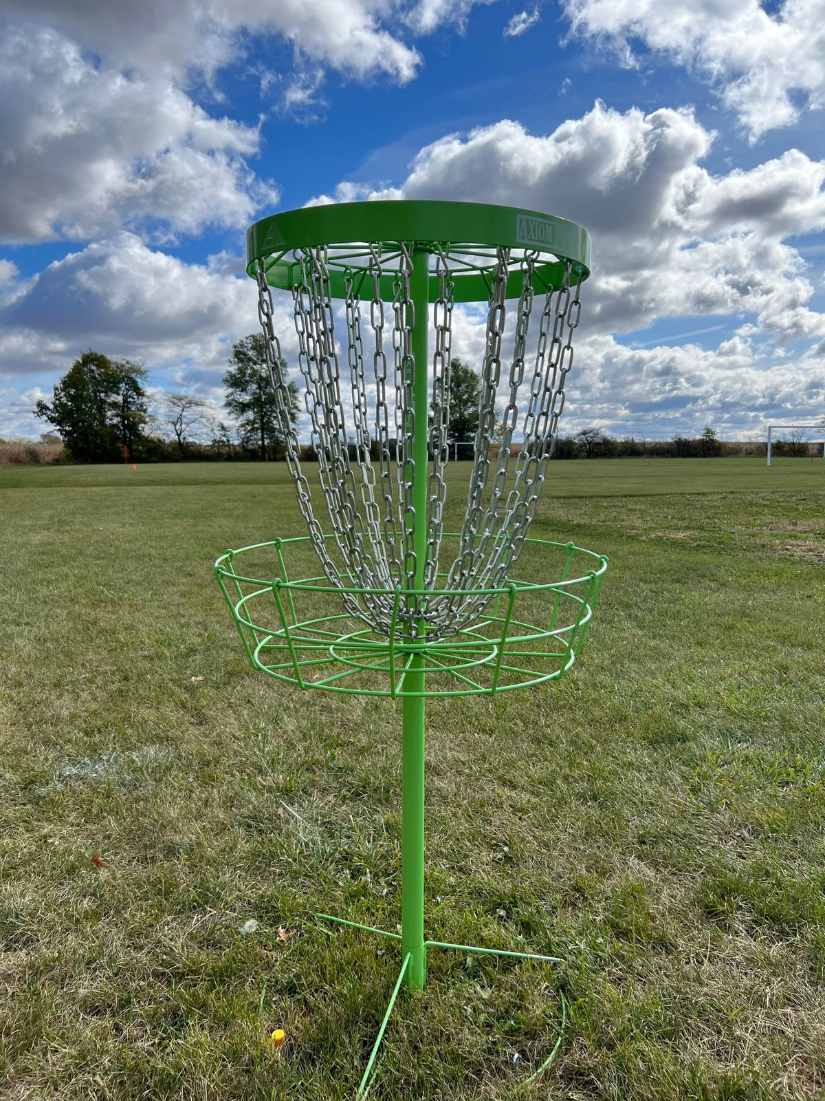 6 Temp-baskets in field between holes 1-3 are used by Elementary Bulldogs.  Know your BDGP target!  😁