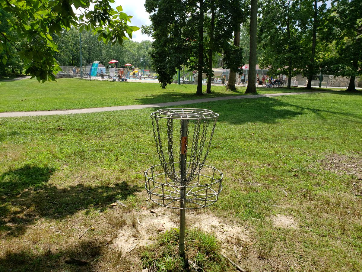 Practice hole Basket.