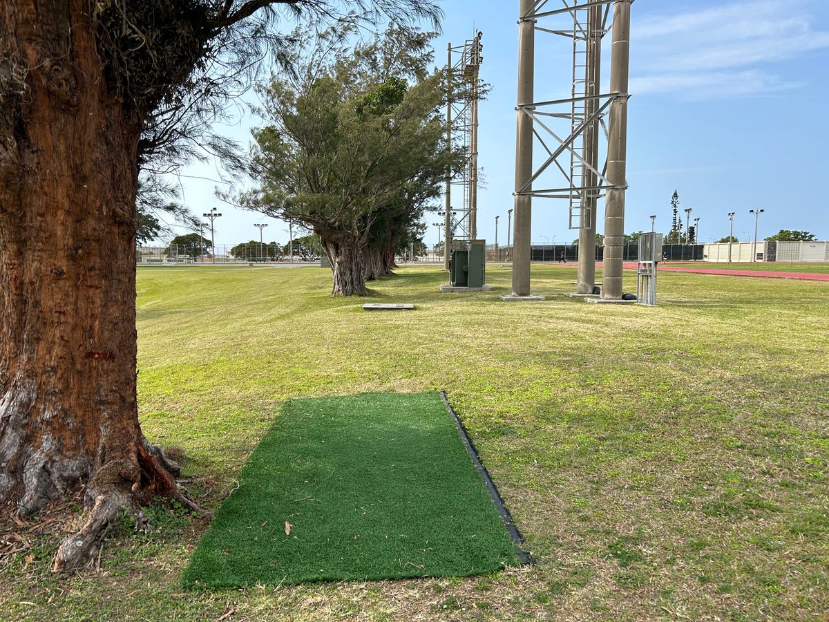 Hole5 short pad