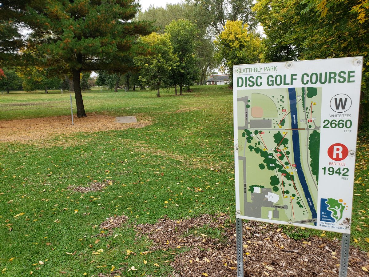 Hole 1 and map