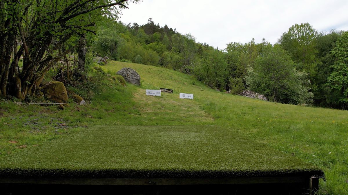 Tee on Hole 12.