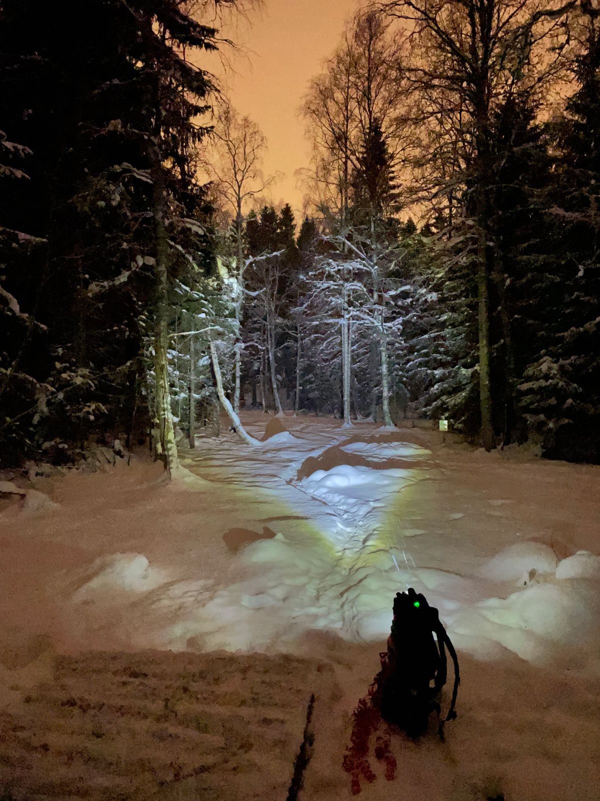 På vissa hål behövs dock ficklampa after dark!