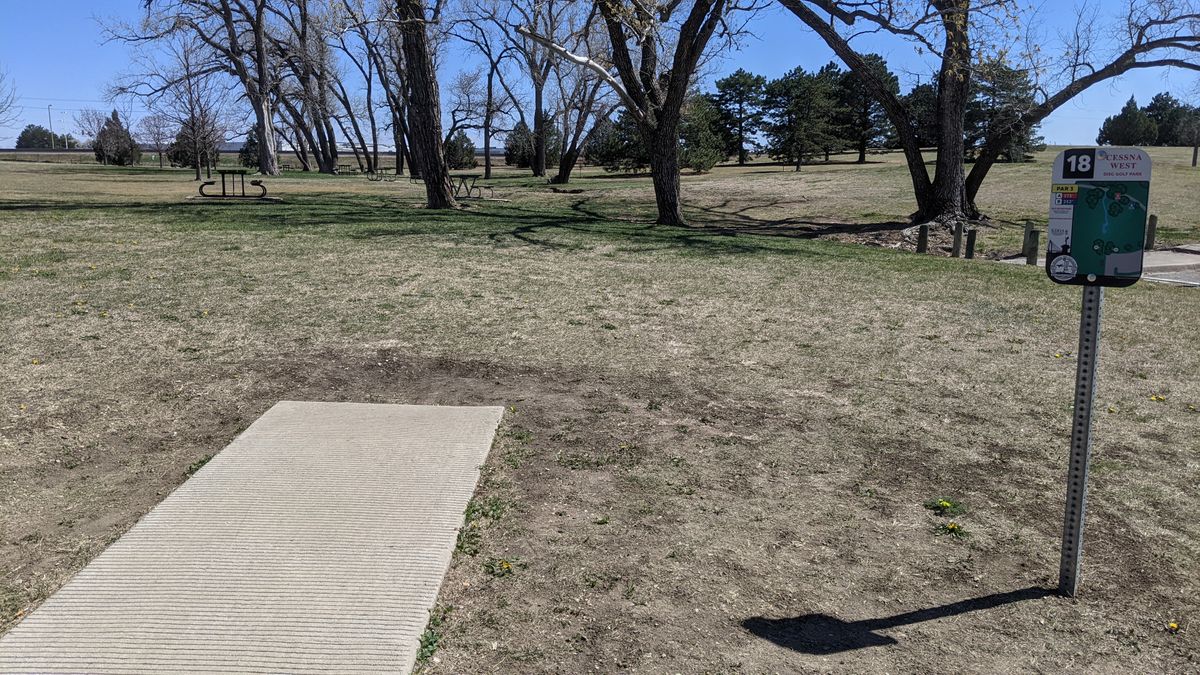 Tee #18