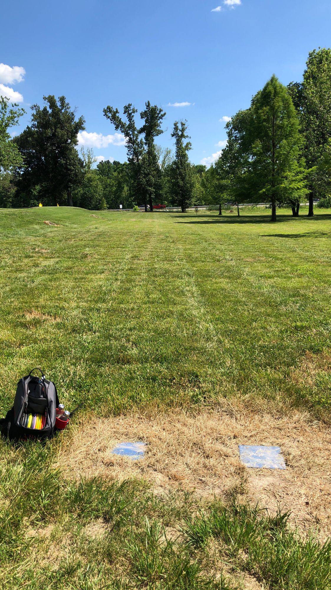 Hole 4 teoff from blues