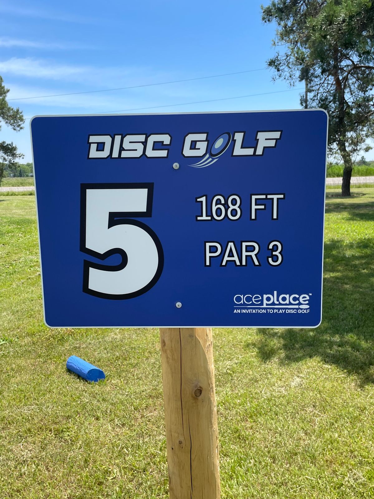 Hole 5 sign
