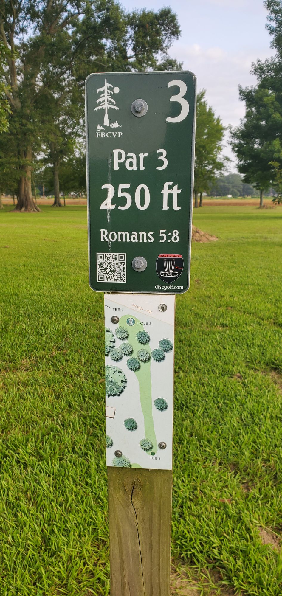 Hole 3 Tee Sign