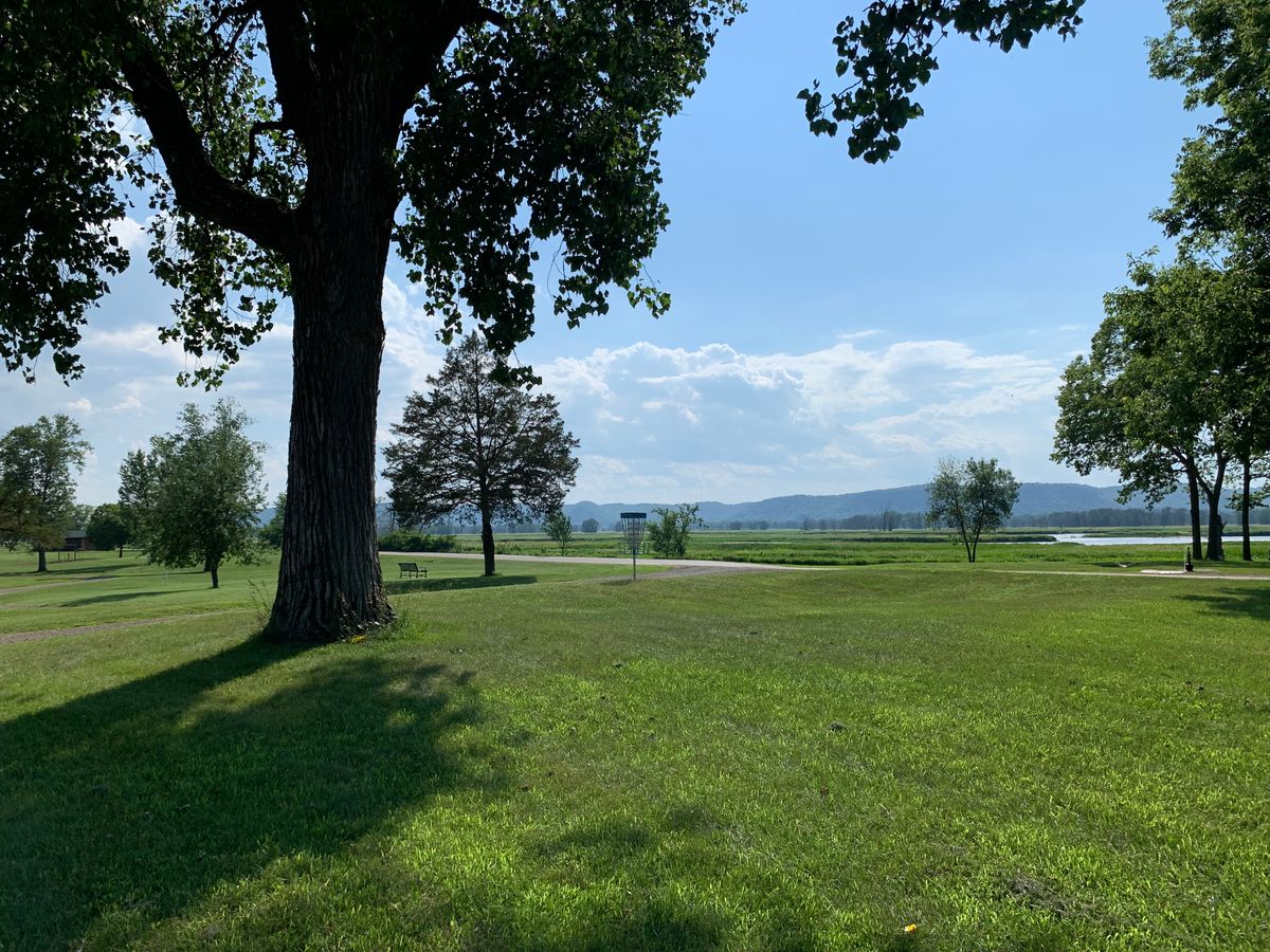 Hole 1 approach