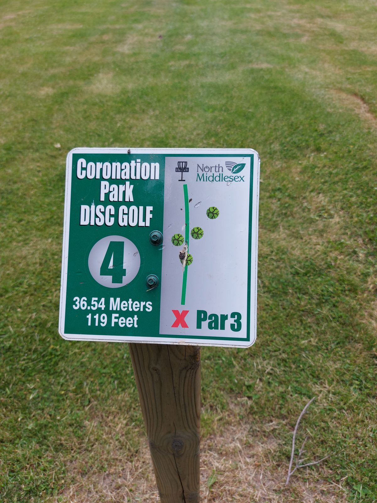 Hole sign 4 🍁🍂🍁🍂🍁