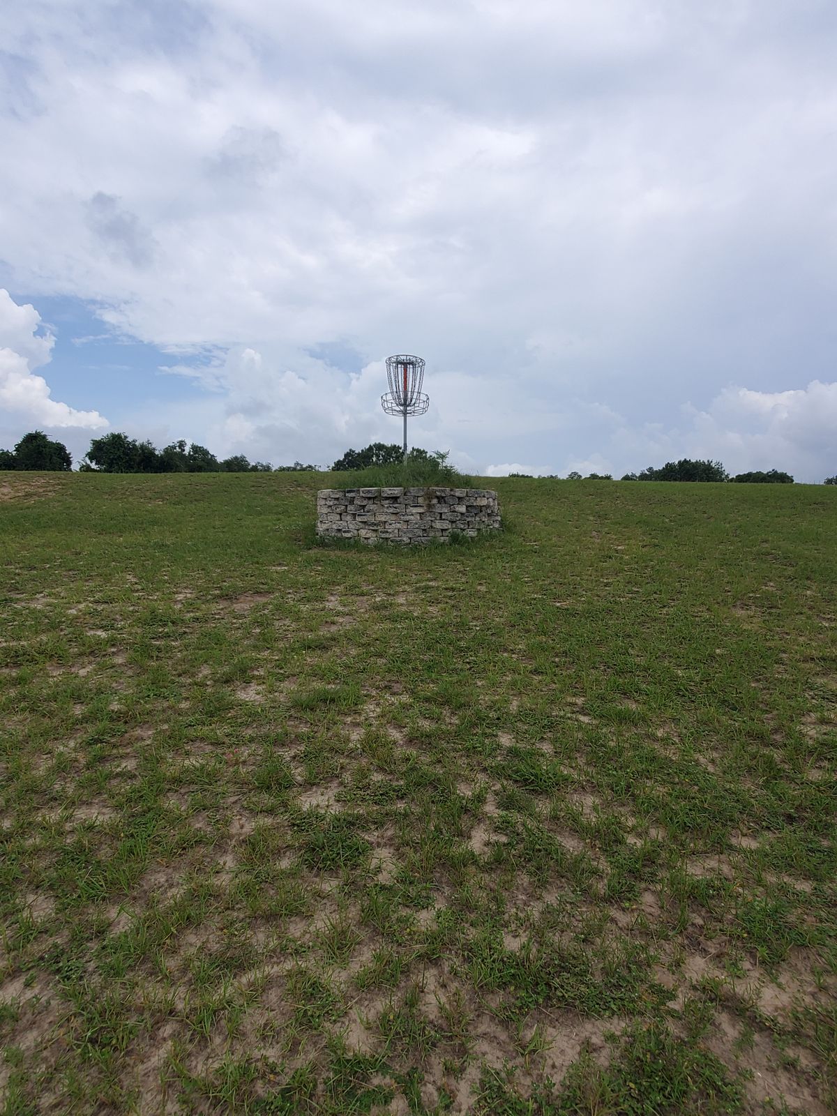 Hole 7 basket