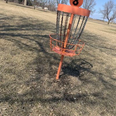 View of hole #8 basket.