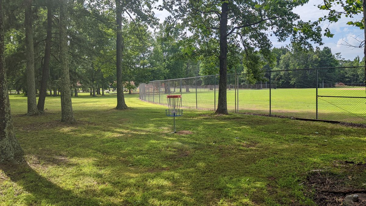 Hole 1 basket