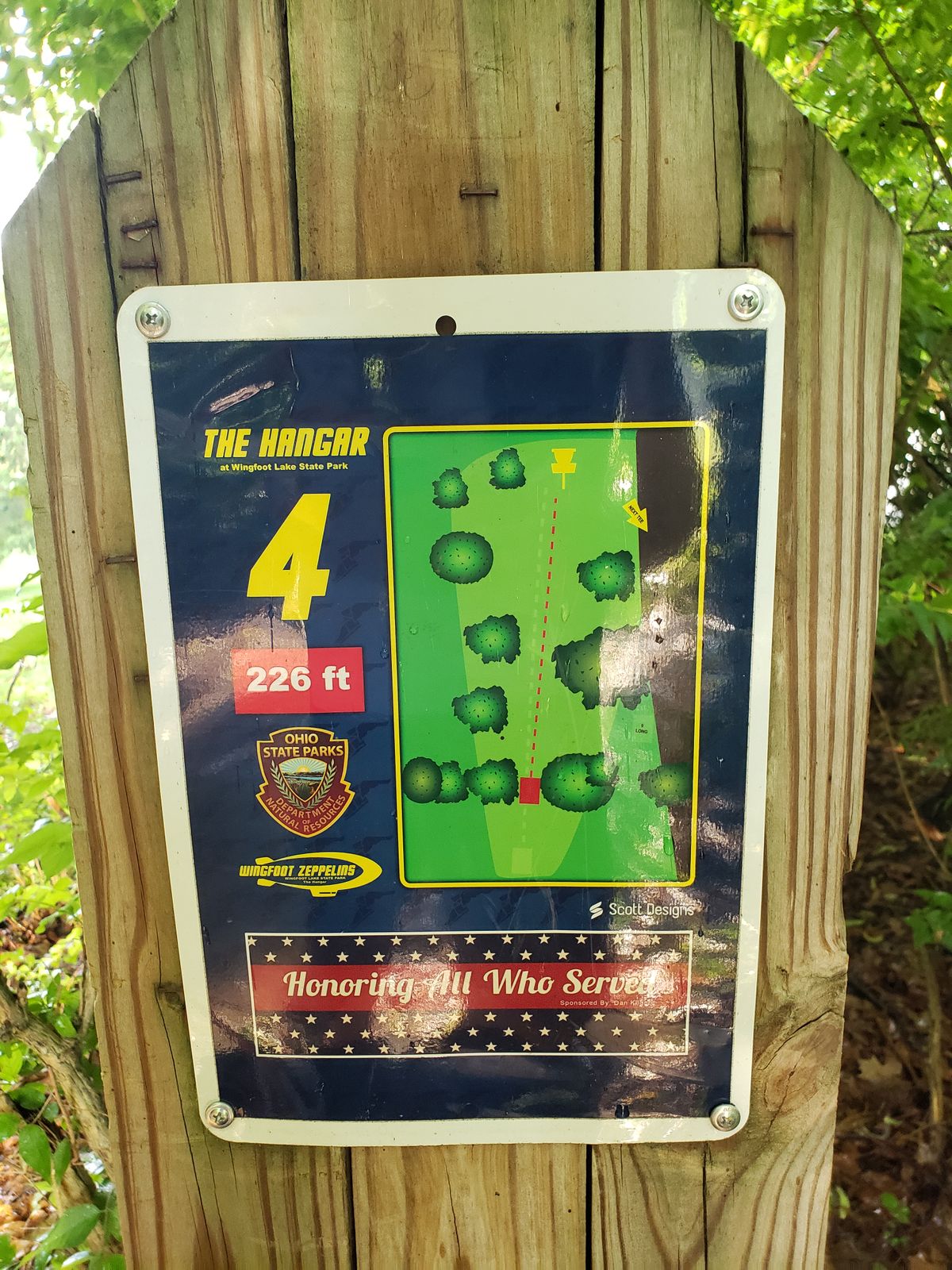 Hole 4 short sign
