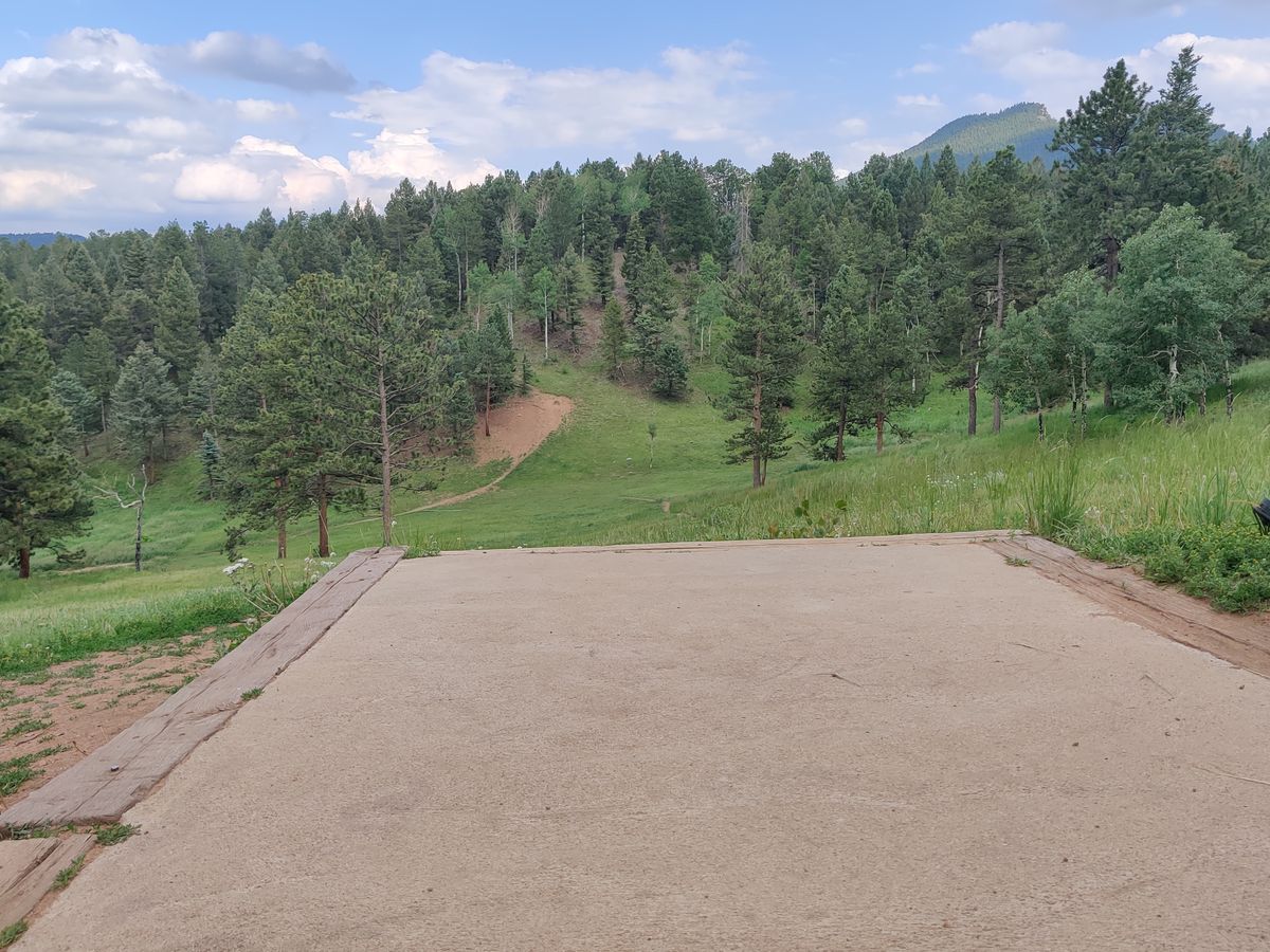 Hole 8 tee