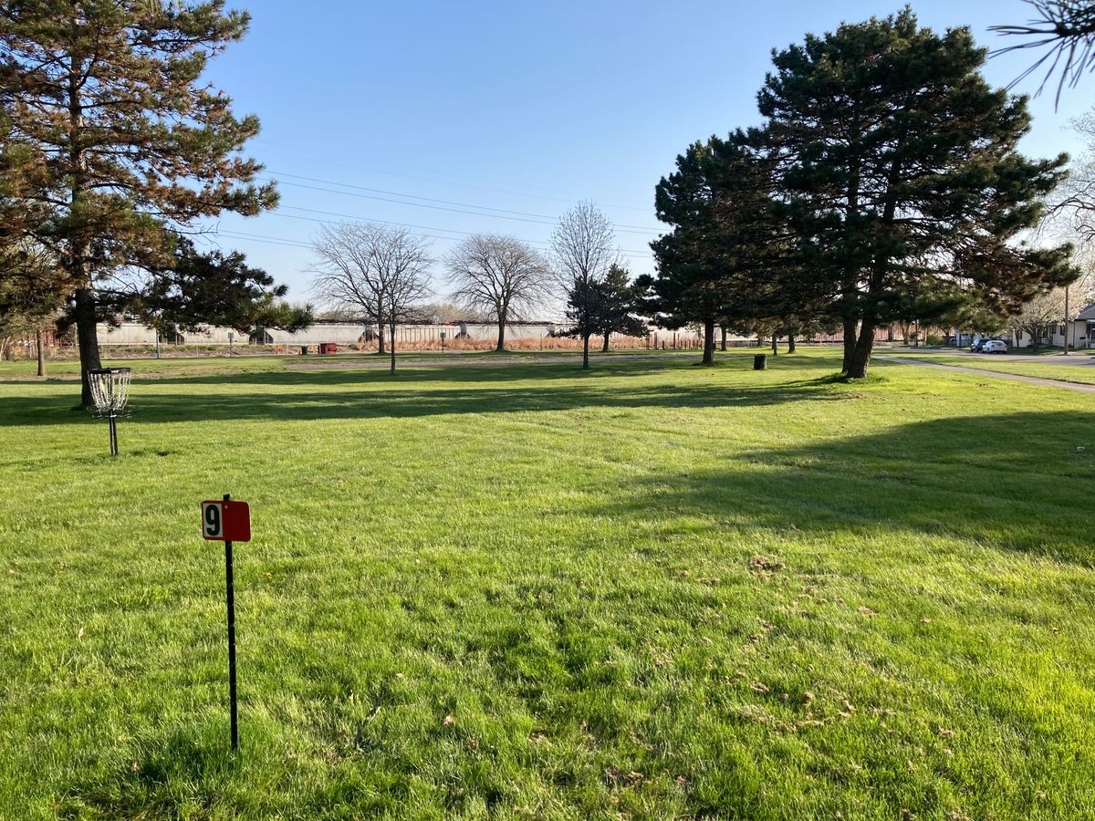 9 tee