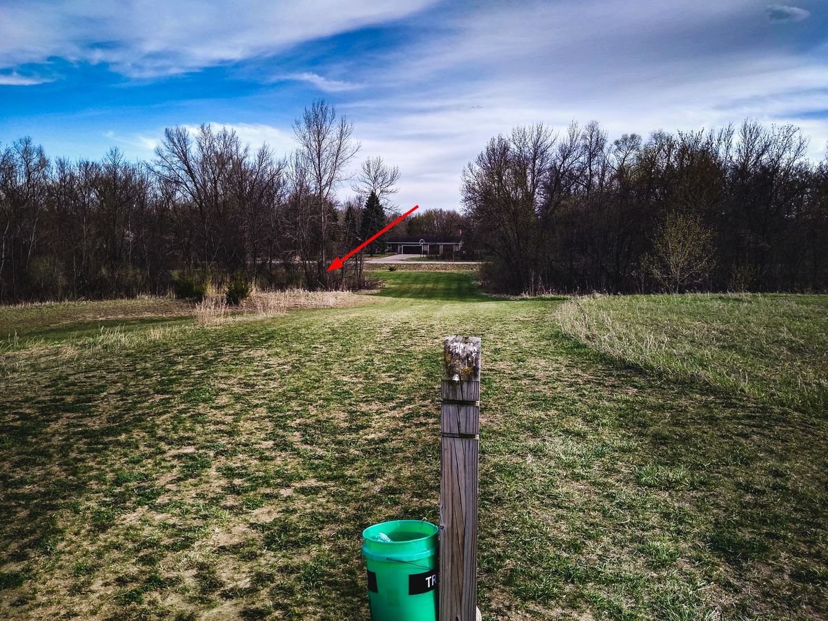 Hole #4 - through the gap to the left