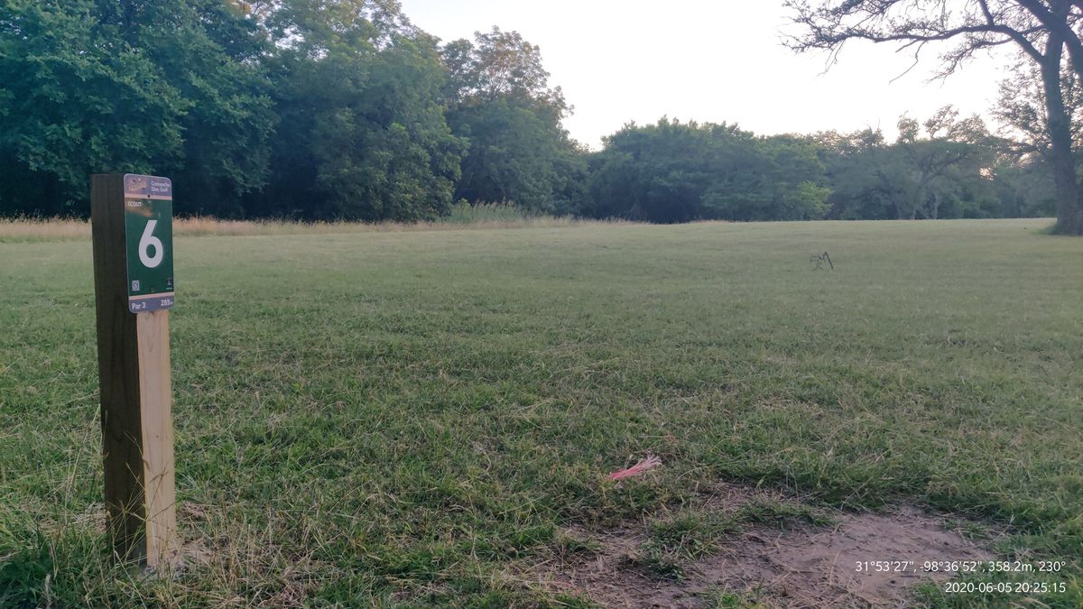 Tee 6