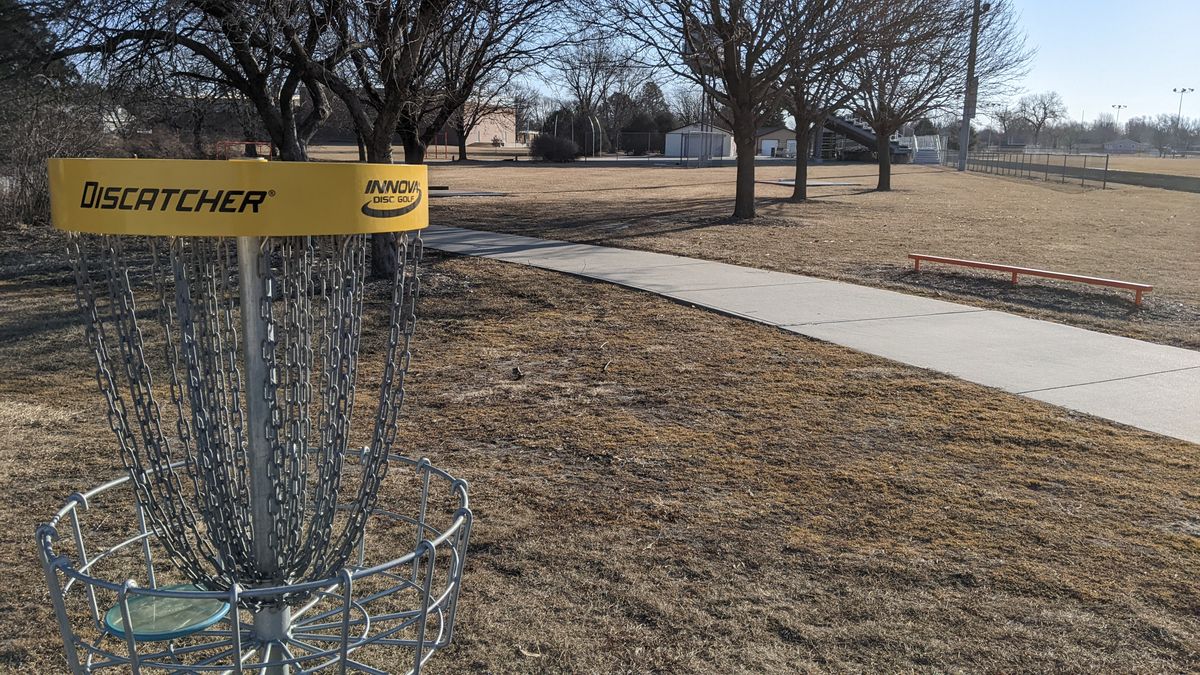Tee #9 (basket 8)