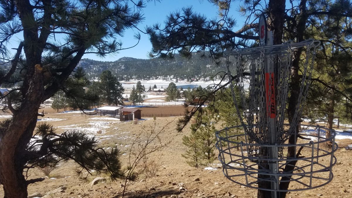 10-29-2020
The lakes are freezing and most of the baskets and tees are surrounded by snow.