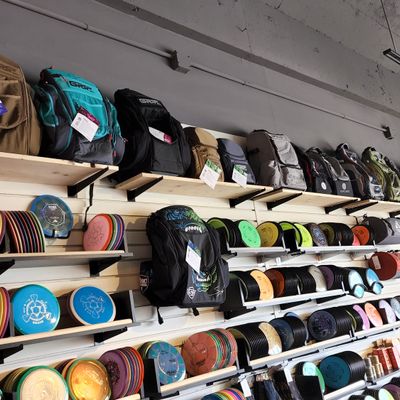 Grip Eq, Alfa, Upper Park, Dynamic Discs bags and more 🌲