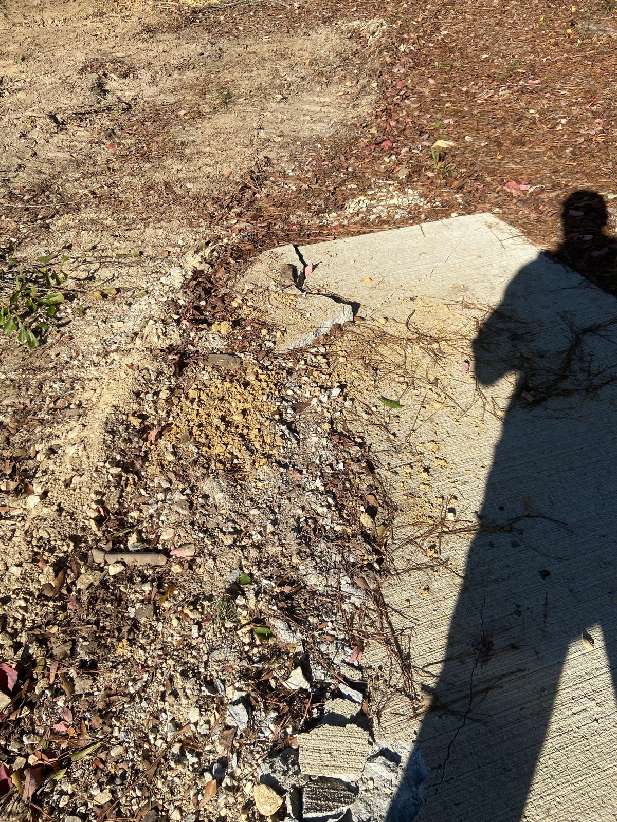 Broken corner of Tee Pad