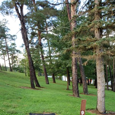 Hole 9 tee