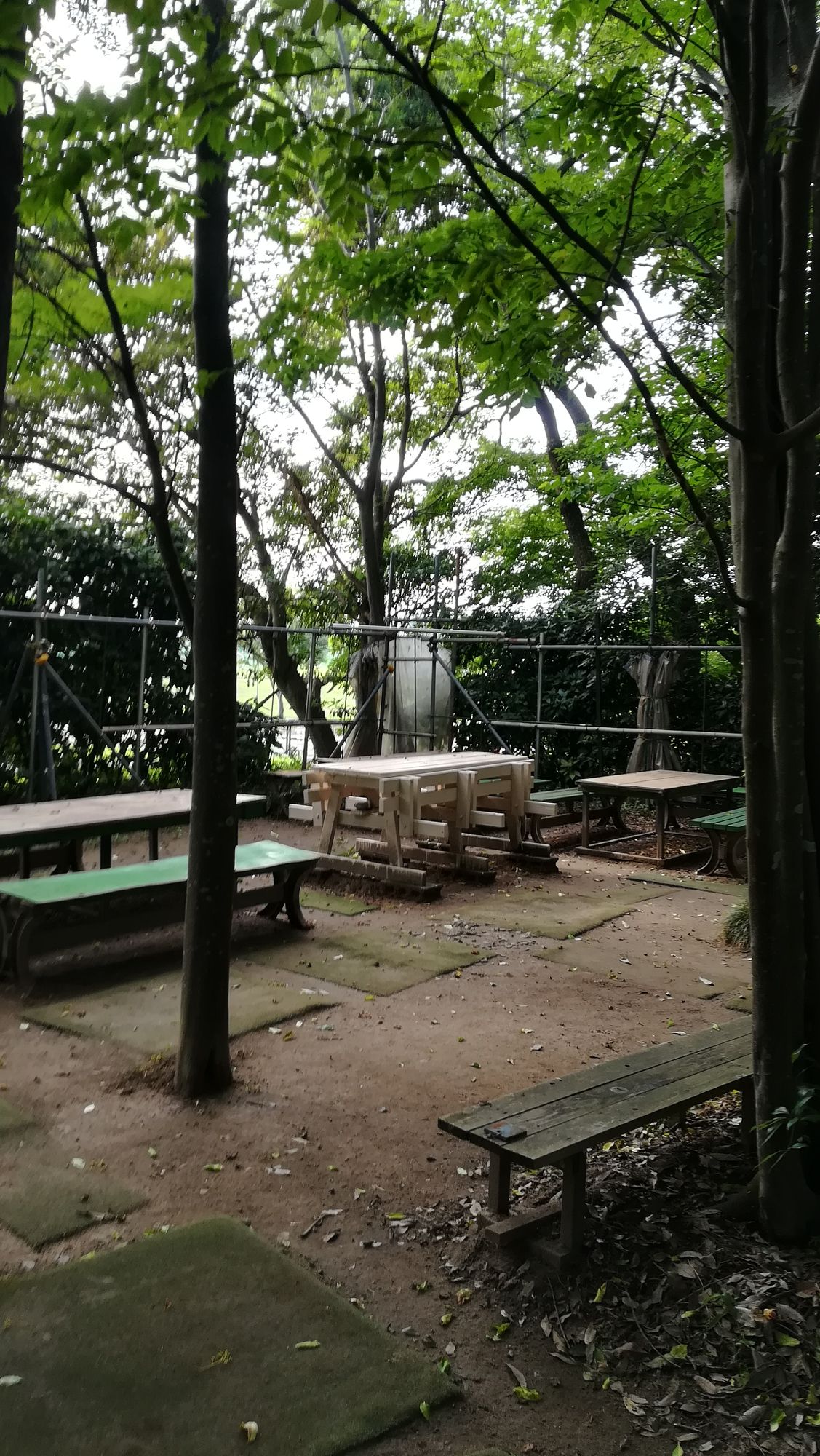 Rest space near the entrance.
There's also lost and found.