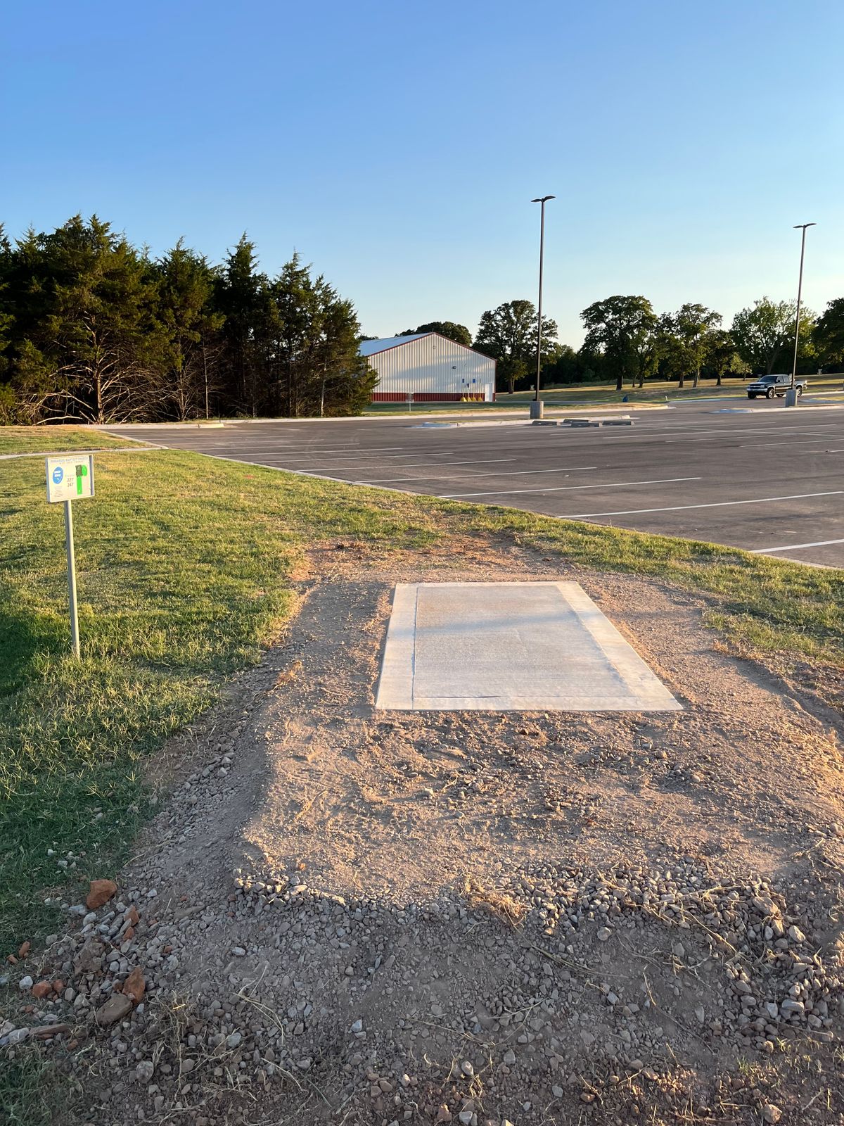 Hole 1 drop zone teepad