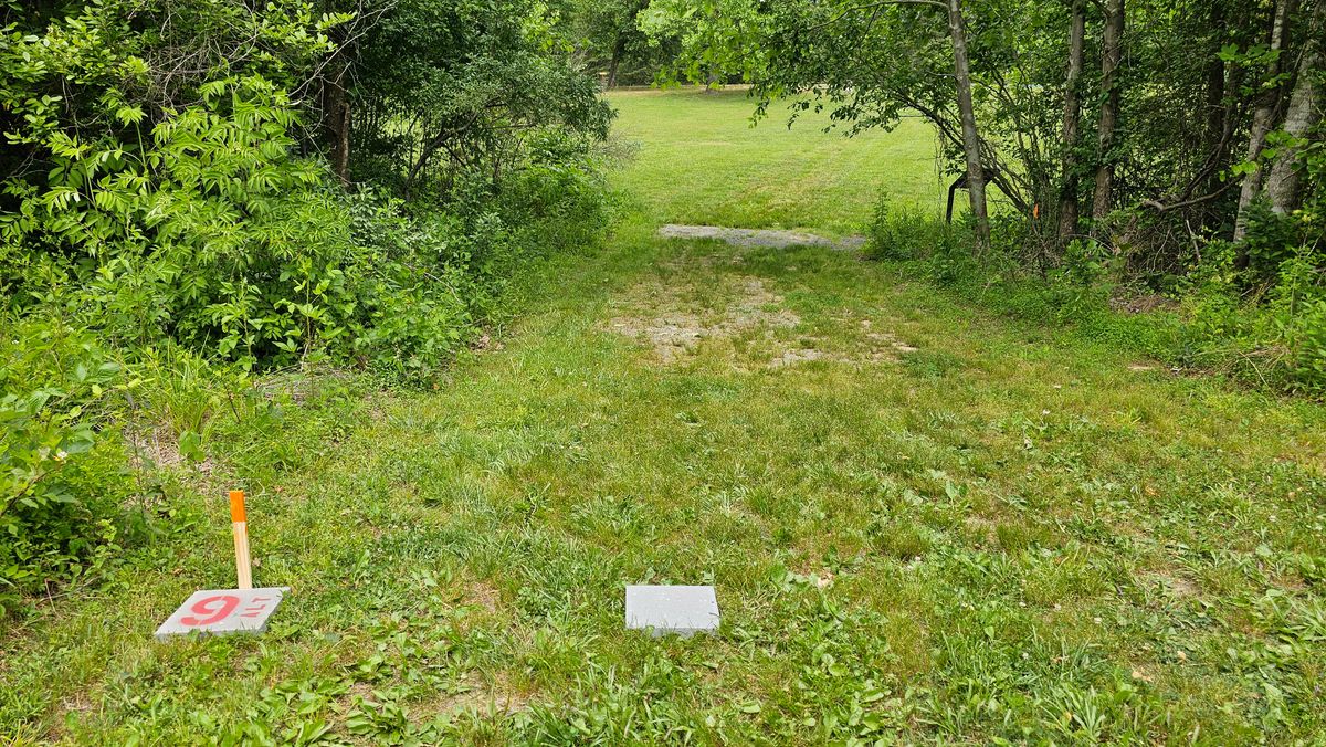 Hole 9 Alt - 232 ft