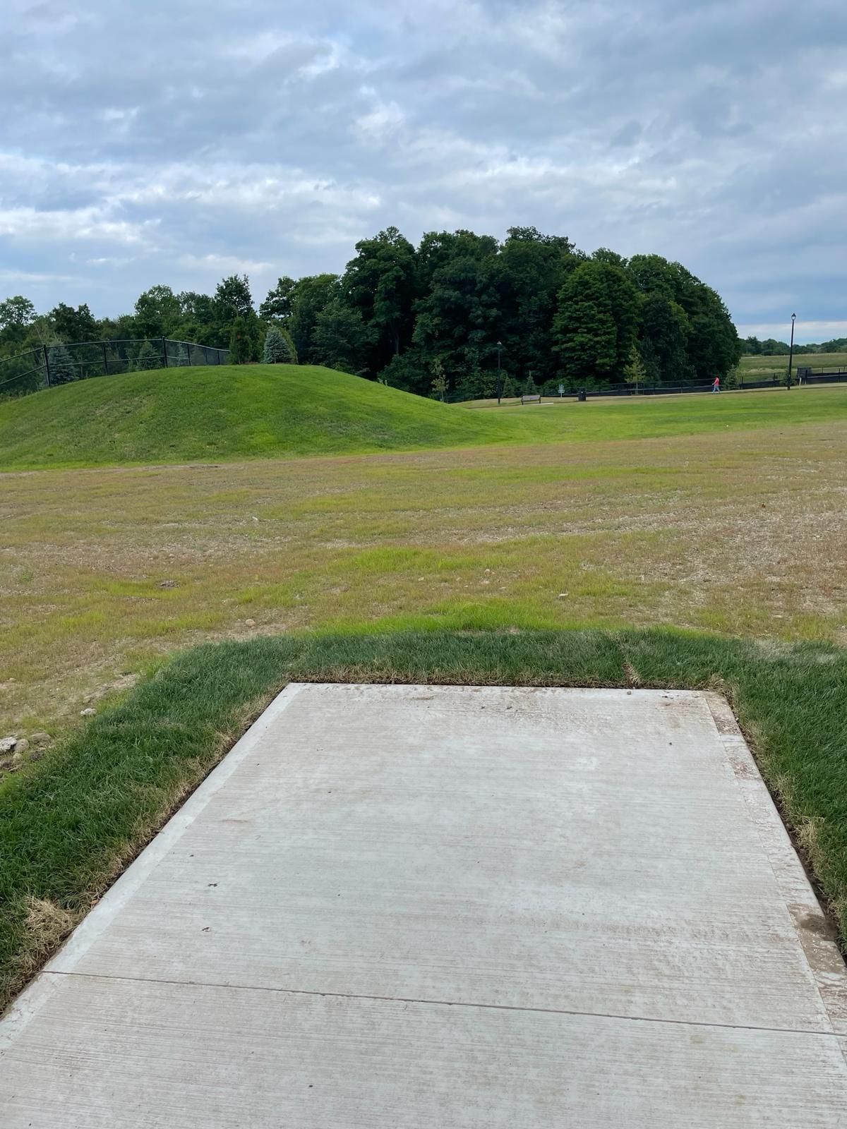 Tee pad hole 1