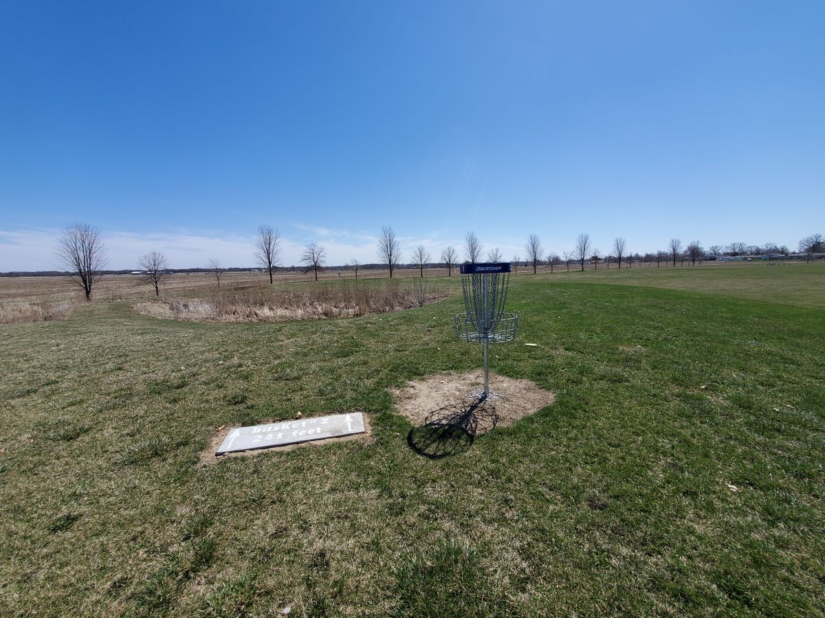 Tee 2