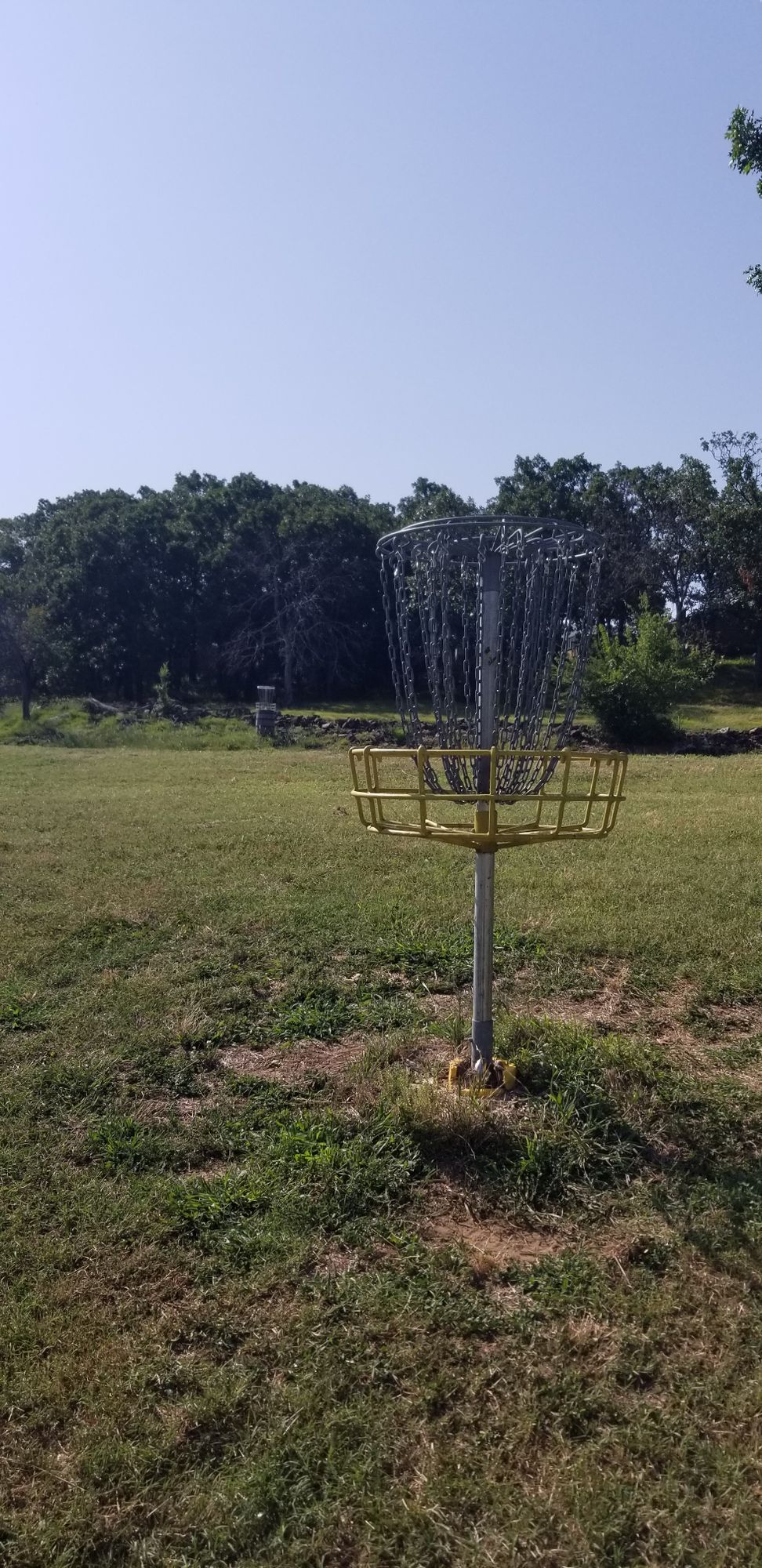 A barrel and birdies.