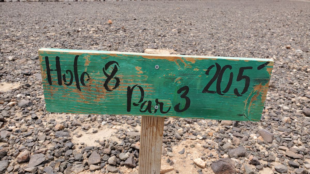 Hole 8 tee sign
