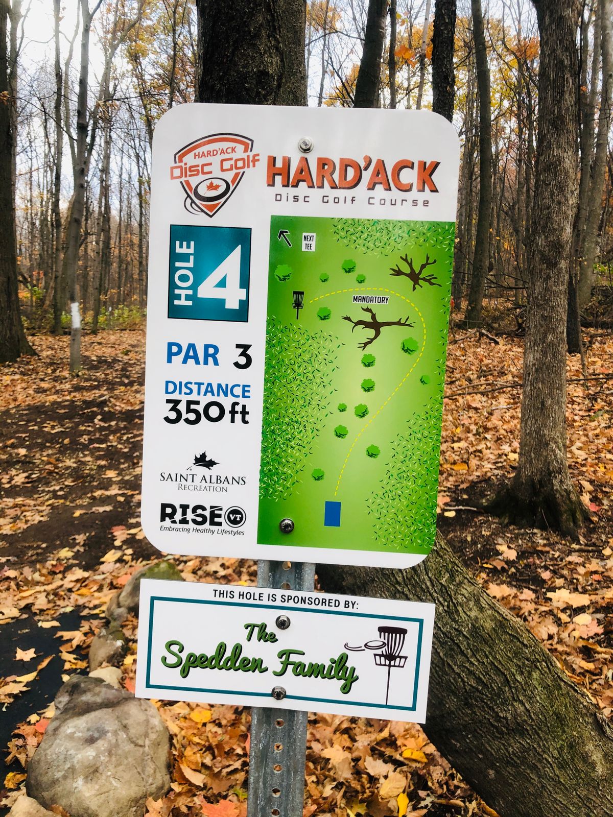 Hole 4 signage