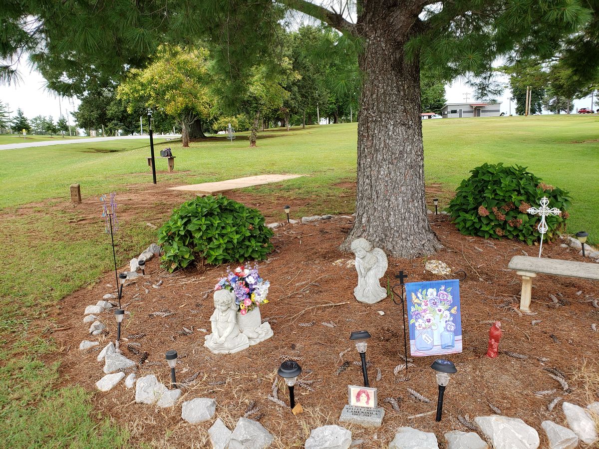 Memorial by #12 Tee-Pad