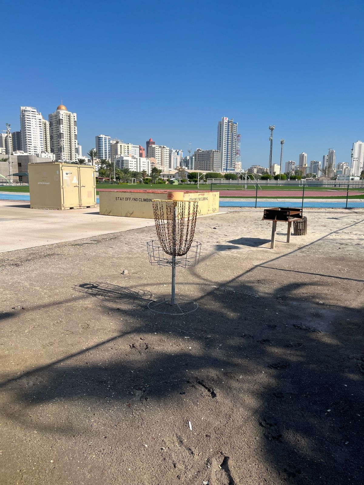 Hole 2/10
