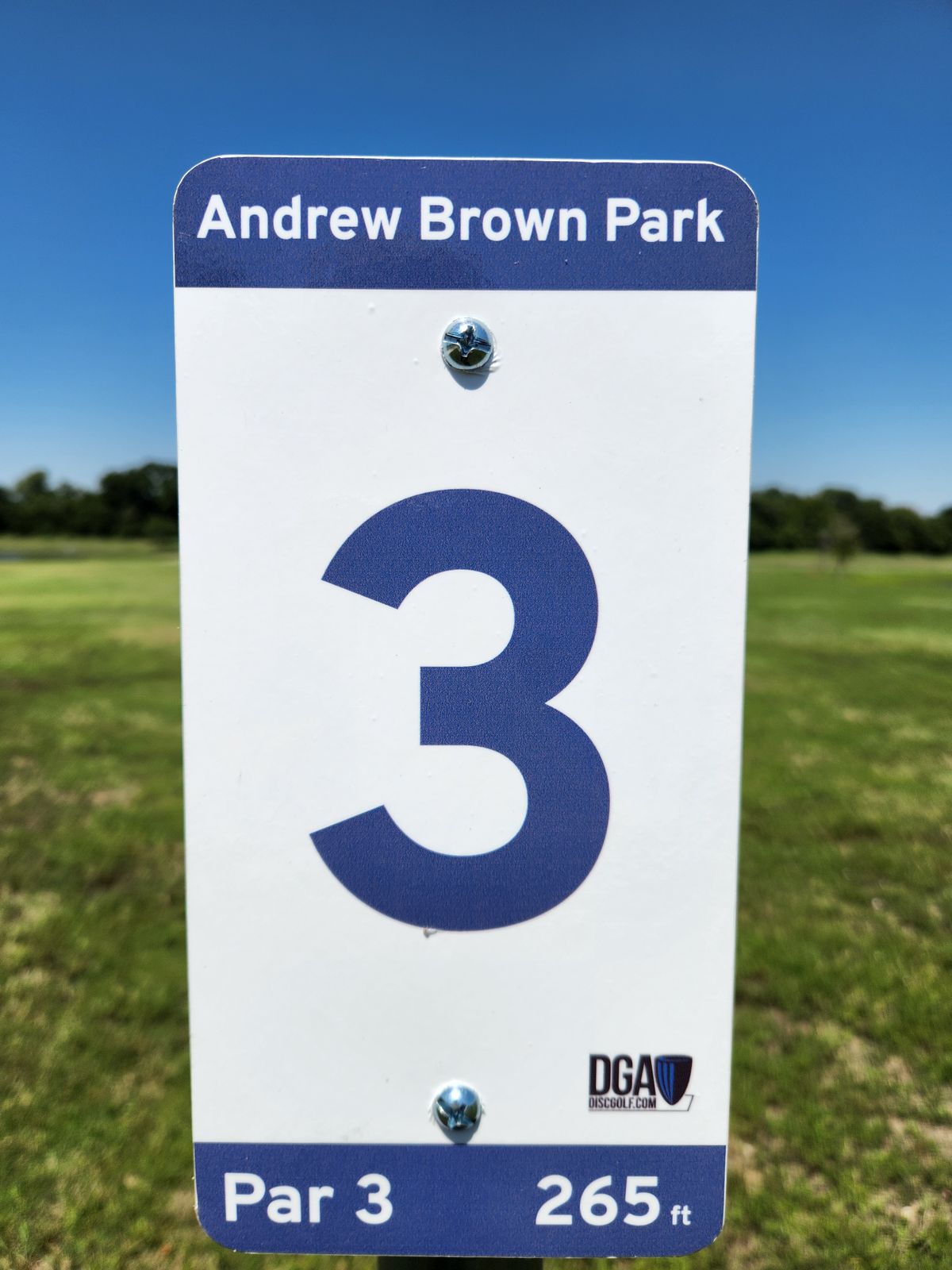 Hole 3 tee sign