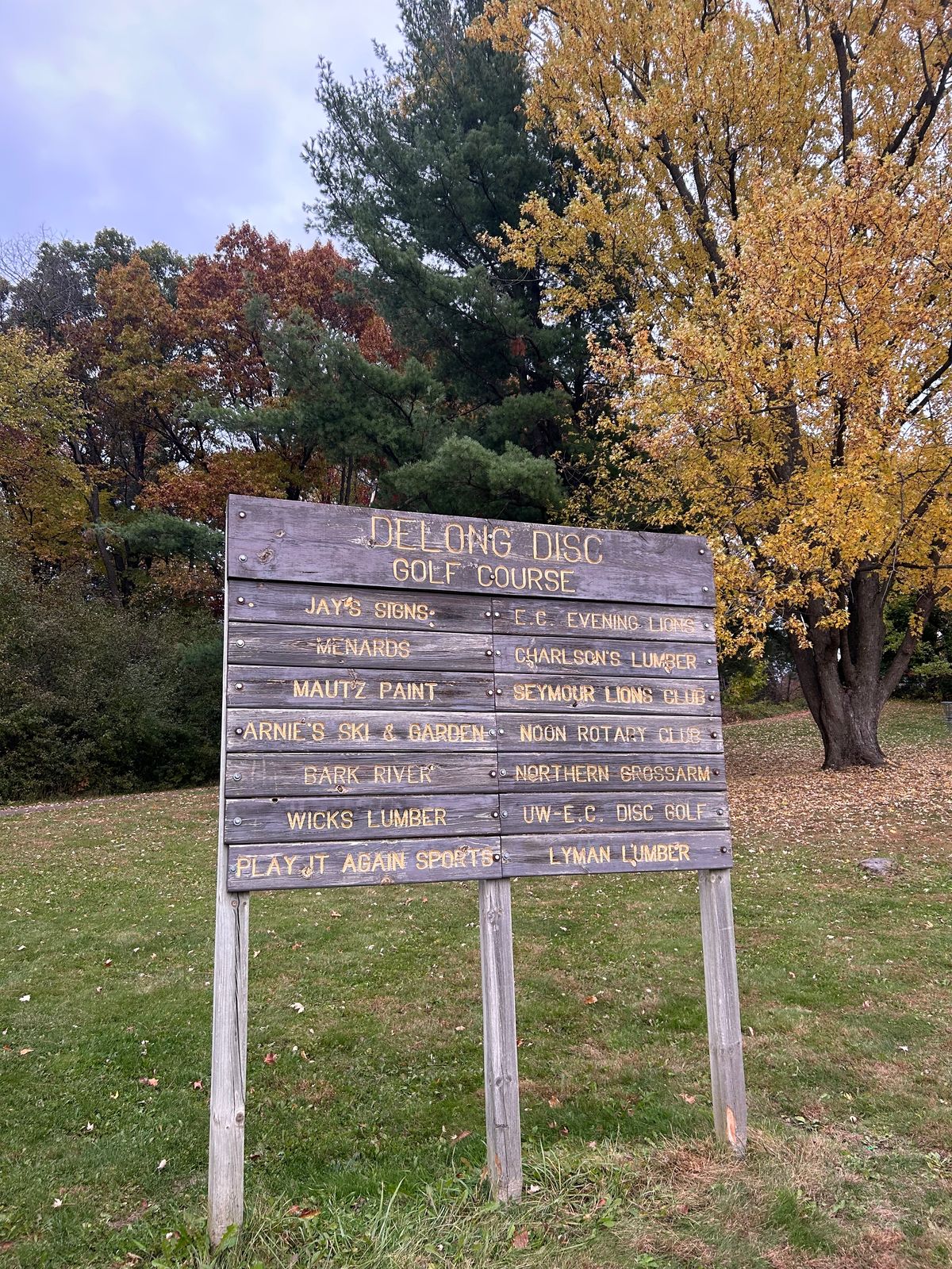 Sign showing who contributed