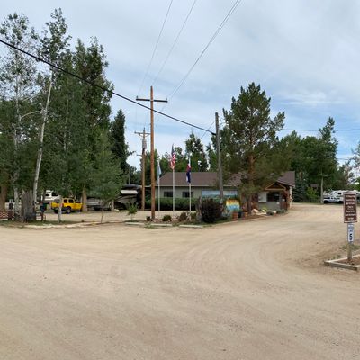 View of front office when diving in, please check in and sign waiver