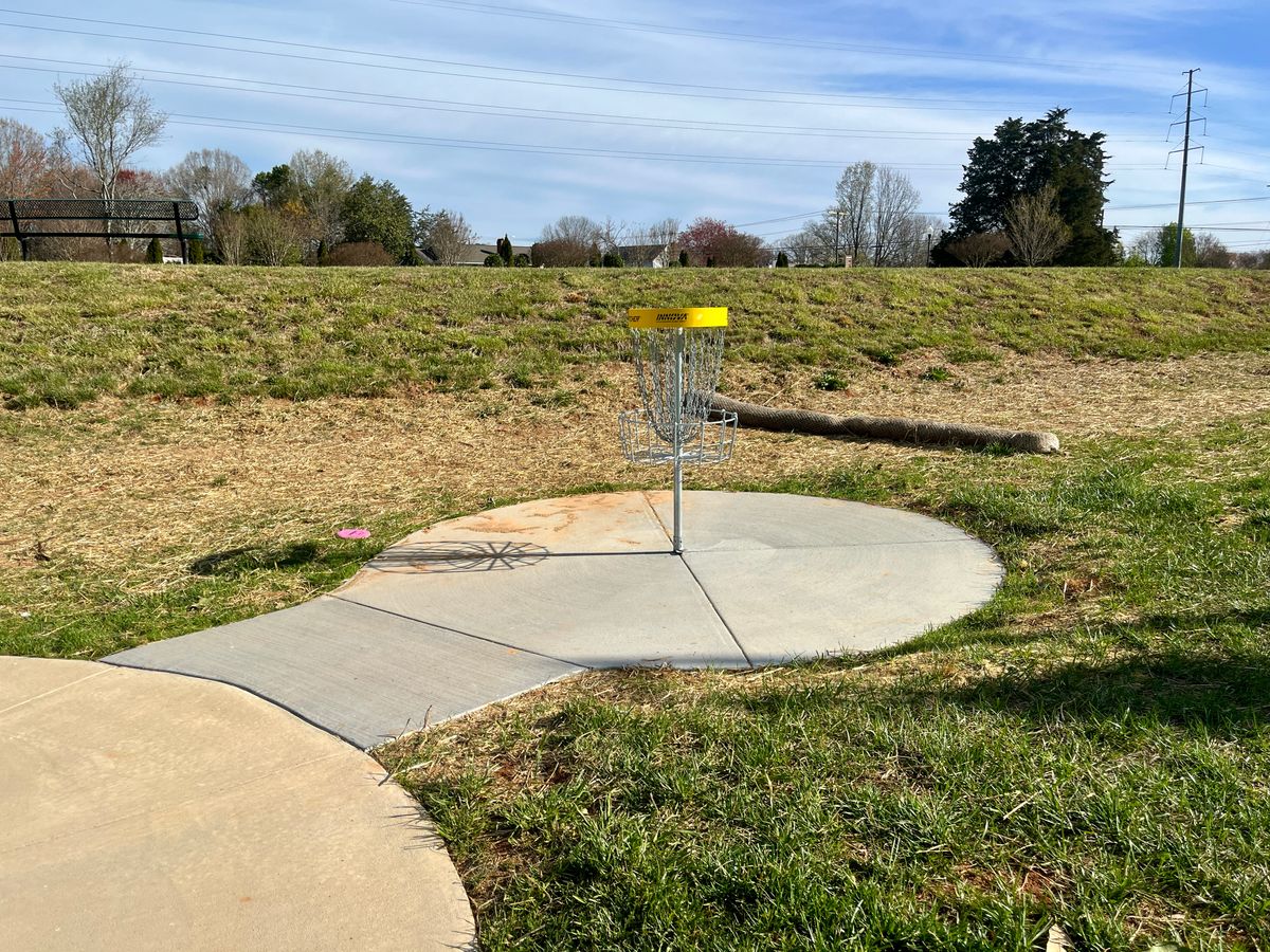 Hole 1 approach