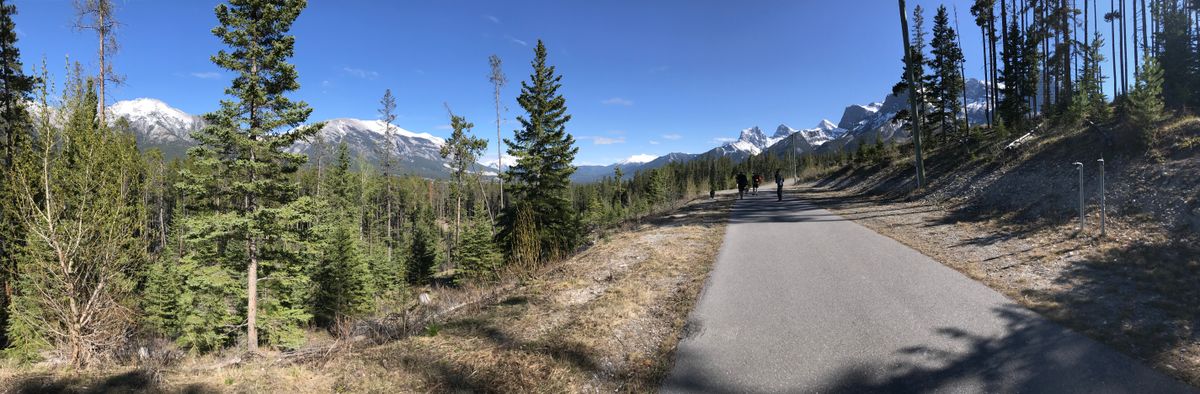 Walking the path up to hole 14’s tee box - what a view!