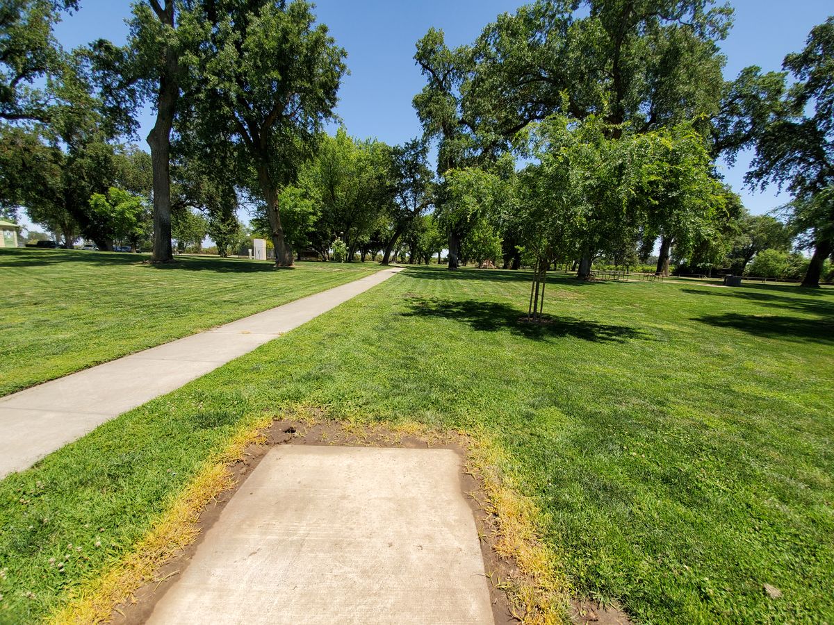 Hole 2 double mando.