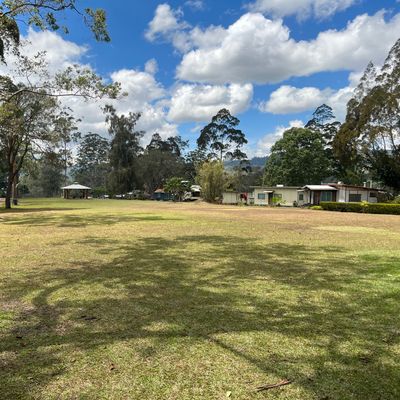 Upper Oval (Holes 5-9)