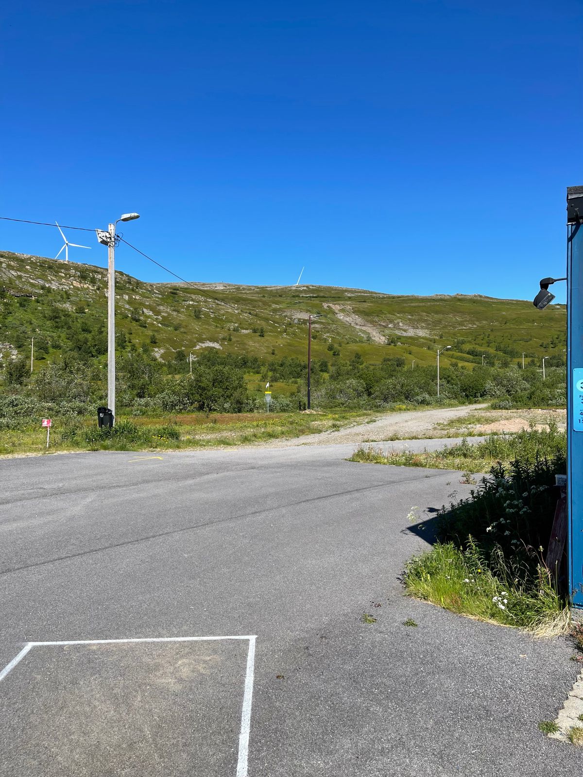 Teepad og teesign ved hull 3