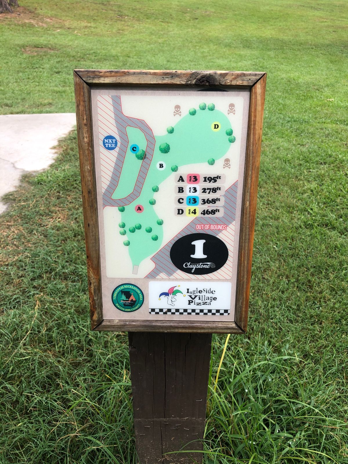 Hole 1 signage