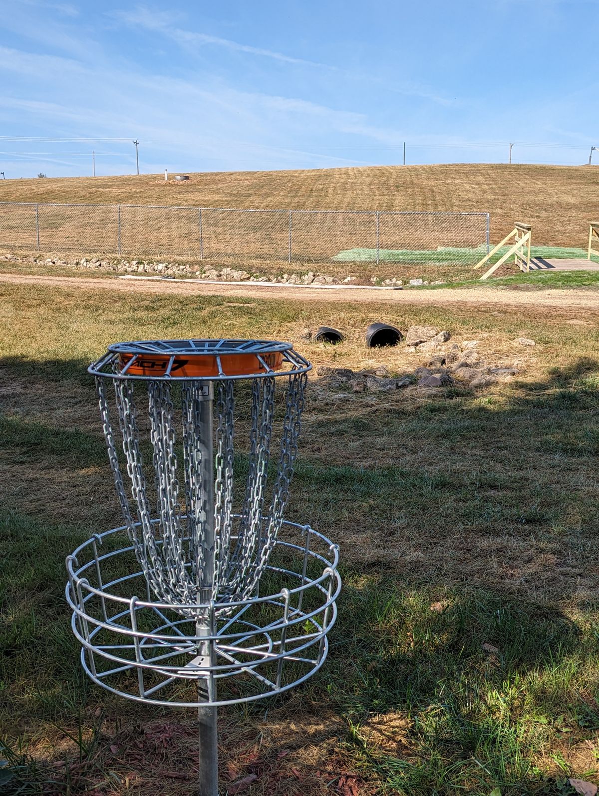 Short Basket looking back at fairway